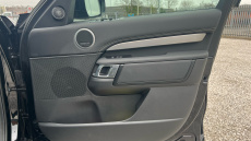 Land Rover Discovery 3.0 D300 R-Dynamic SE 5dr Auto Diesel Station Wagon